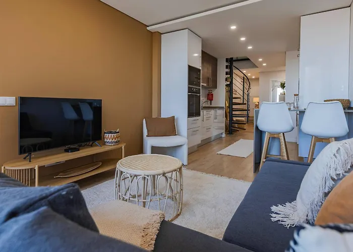 182 Sunset Duplex *