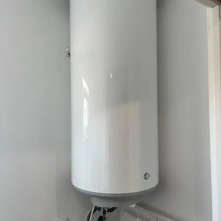 182 Sunset Duplex 아파트