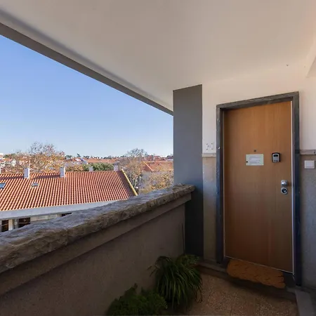 182 Sunset Duplex *