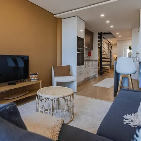 182 Sunset Duplex *