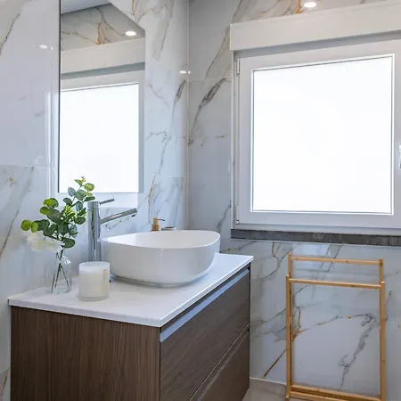 182 Sunset Duplex