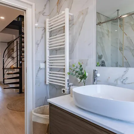 182 Sunset Duplex Apartmán