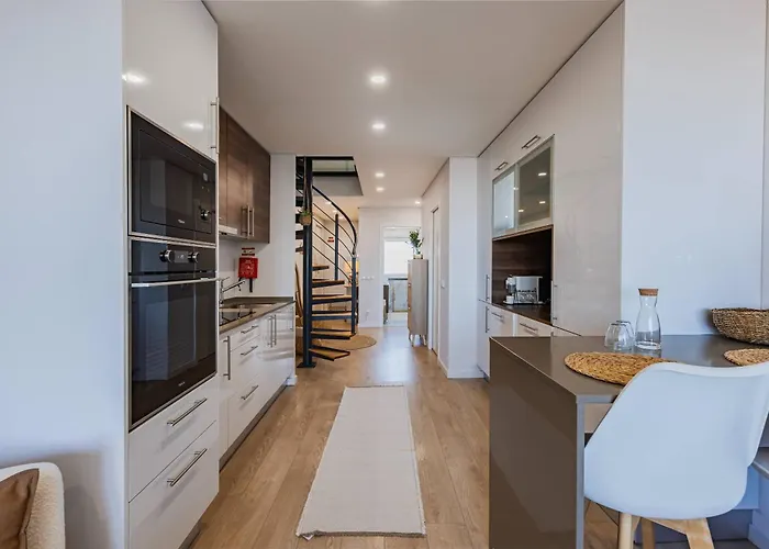 182 Sunset Duplex * Cascais